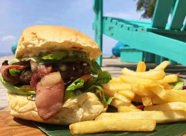 Where to Eat on Gili Trawangan, Indonesia | 6 Must Try Gili Trawangan Restaurants