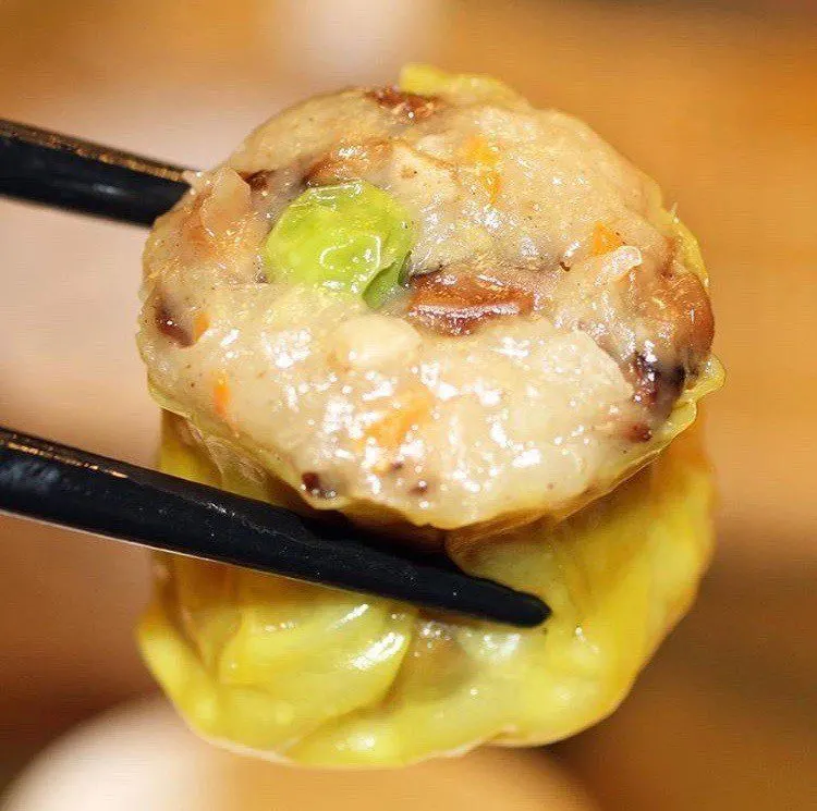 Dim Sum- Asian tapas - Easily the highlight of my time in Hong Kong was the walking food tour that I was invited to join. In this post I'll show you my favorites and even the one dish from the tour I didn't like.