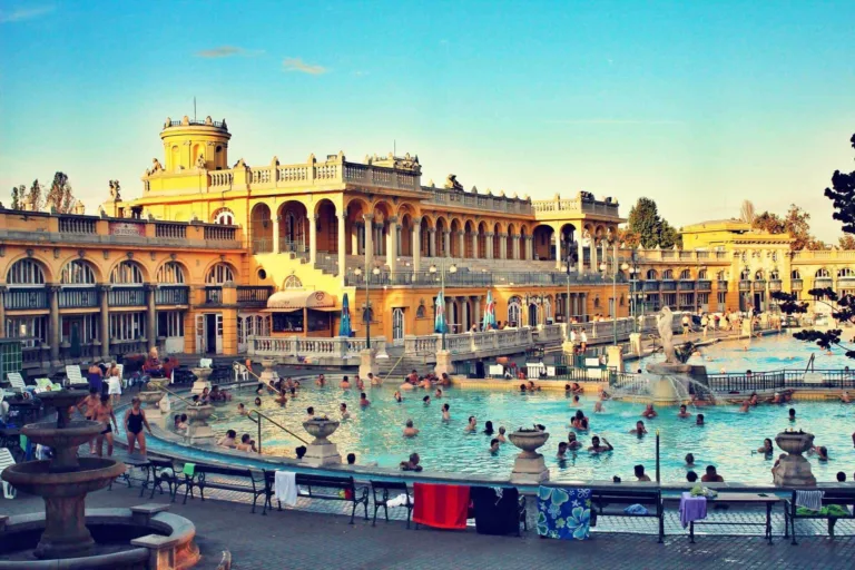 25 of the Best Tourist Attractions & Things To Do In Budapest, Hungary