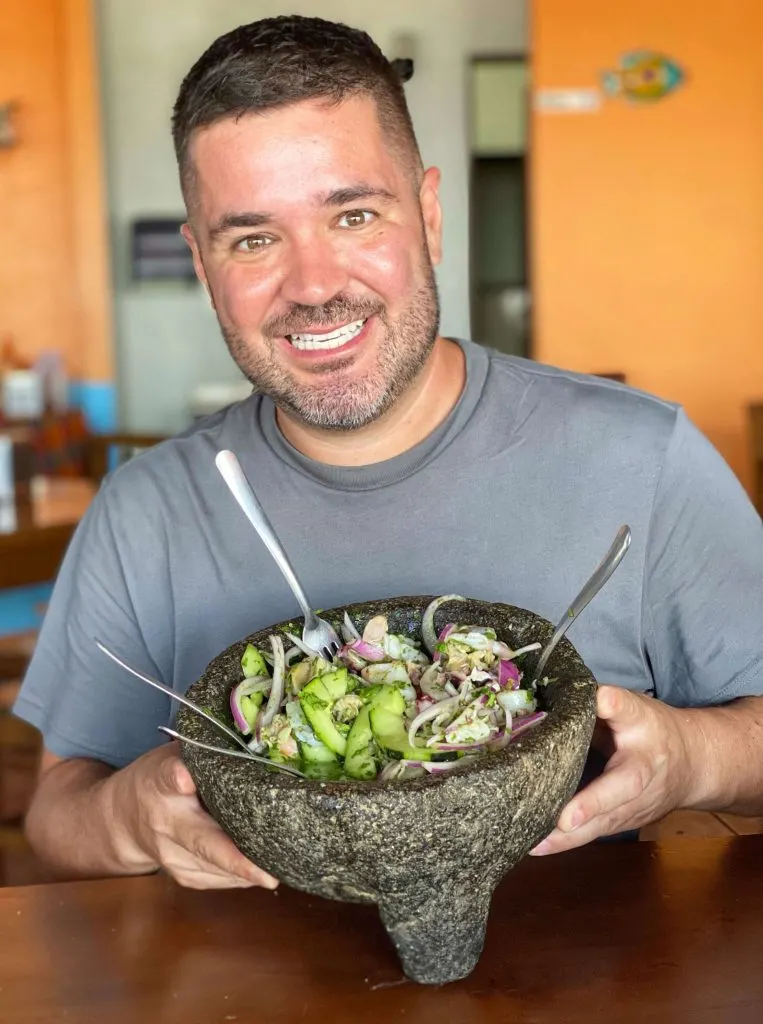 Nathan Aguilera | Foodie Flashpacker