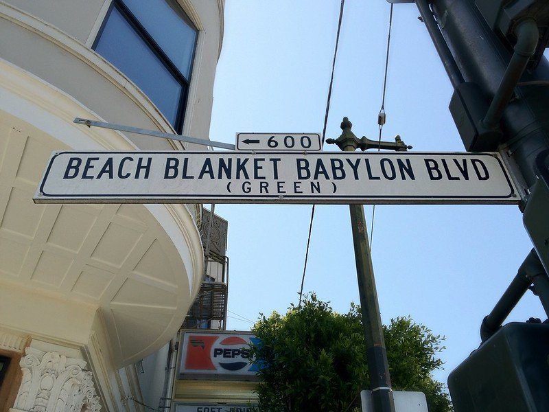 Things To Do In North Beach SF: Beach Blanket Babylon
