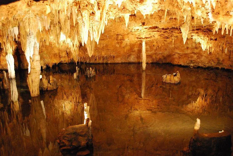 Route 66 Attractions: Meramec Caverns