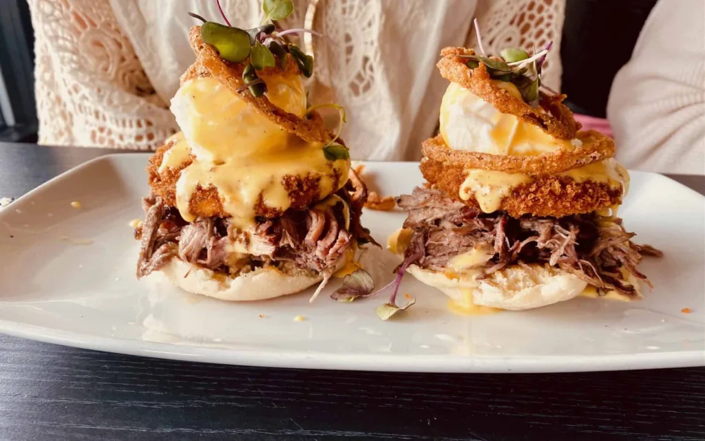 Restaurants In Atlantic Beach FL: Coop Benedict