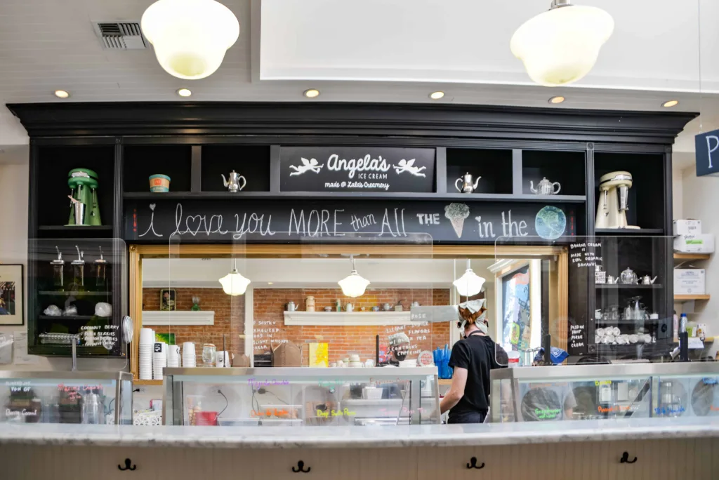 Petaluma Restaurants: Lala's Creamery