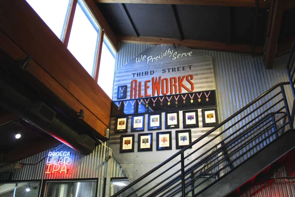 Restaurants In Downtown Santa Rosa: 3rd Street Aleworks