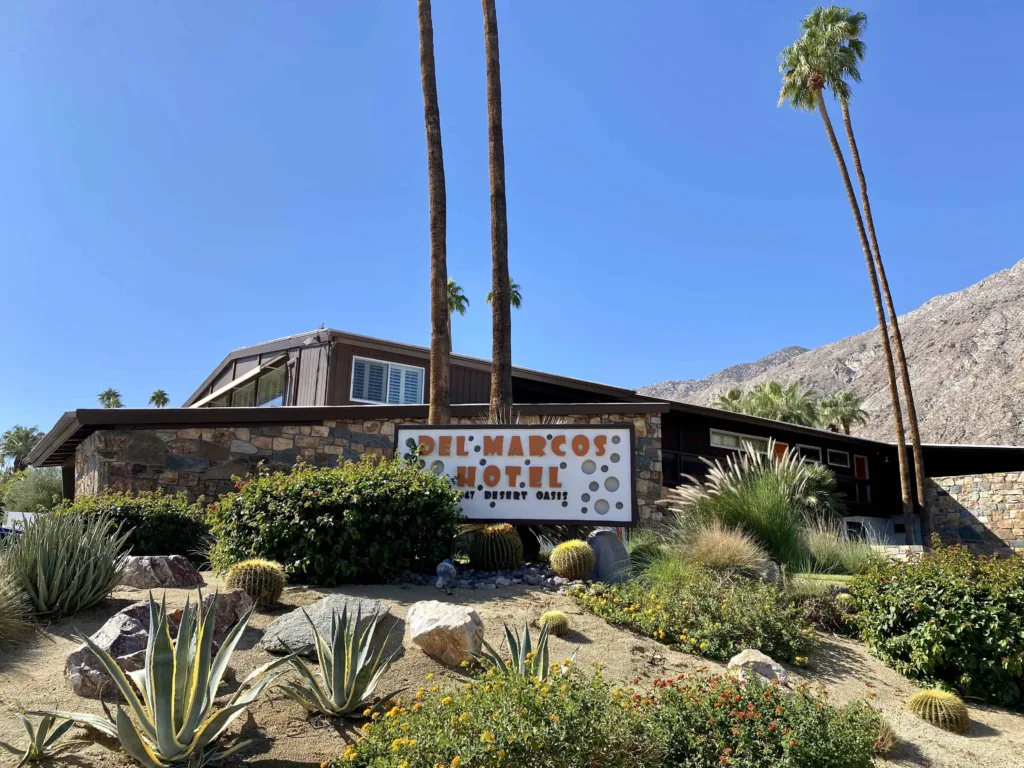Things To Do In Palm Springs CA: Del Marcos Hotel