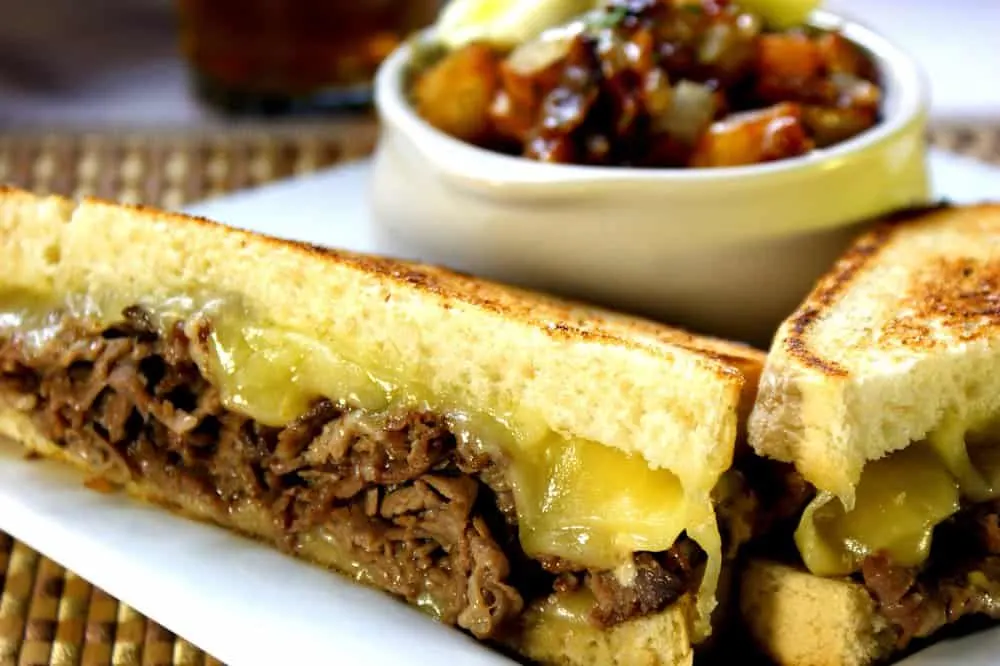Restaurants In Superior Wisconsin: Prime Rib Sandwich