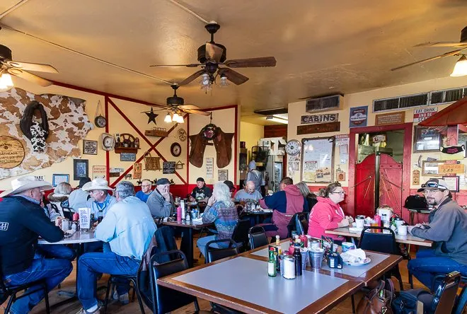 Restaurants in Wickenburg: Horseshoe Café