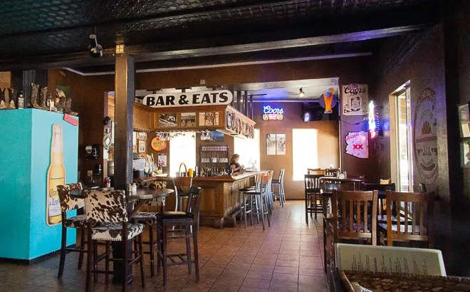 Restaurants in Wickenburg: Palomino Club