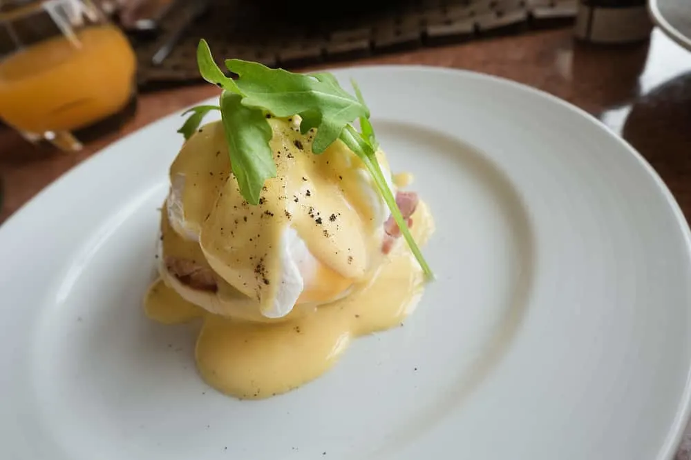Snooze, an A.M. Eatery Eggs Benedict