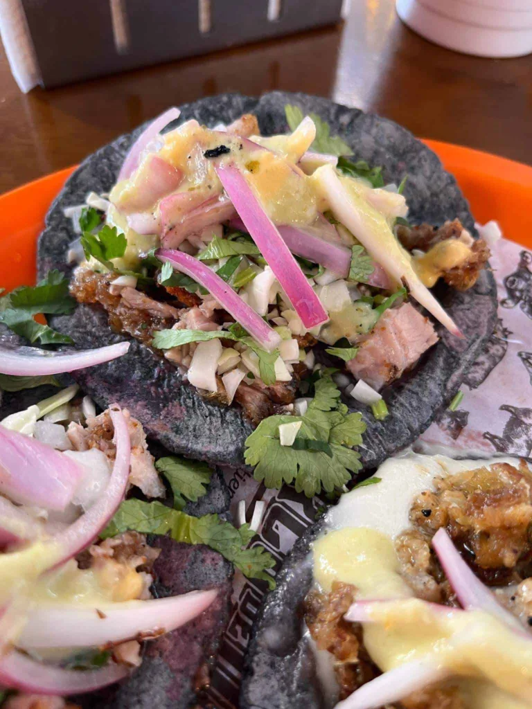 puerco de oro tacos