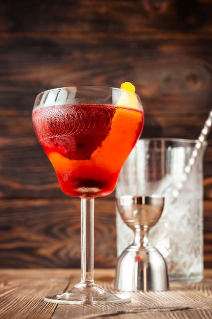 Handshake Speakeasy Boulevardier