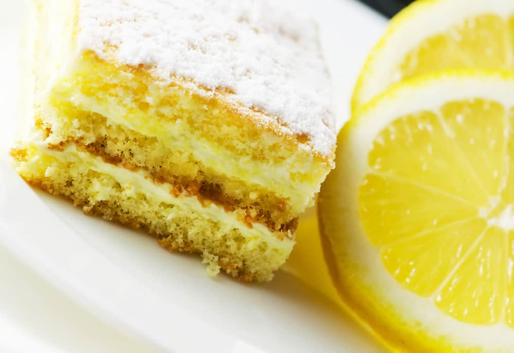 Boicot Café Lemon Cake