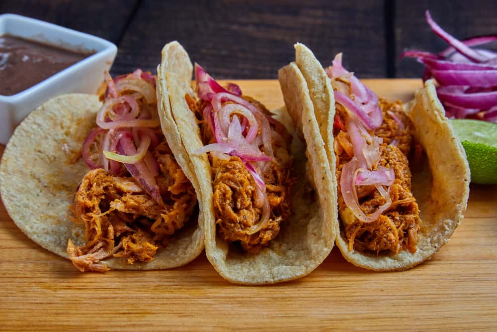 Azul Panuchos de Cochinita Pibil