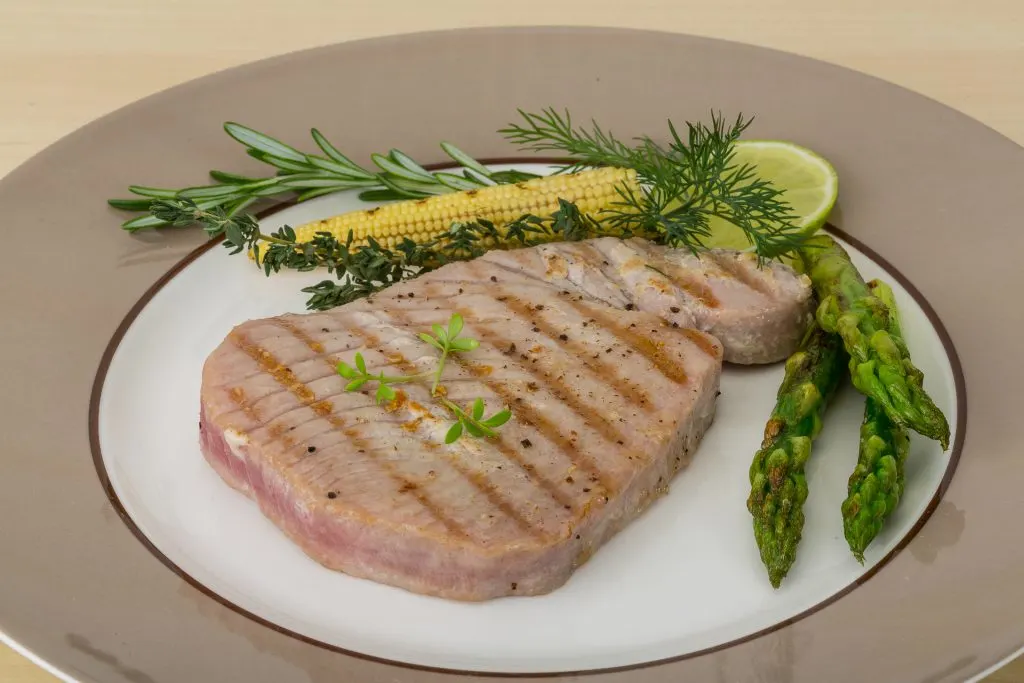 Restaurants in Key West Florida: Conch Republic Seafood Company Yellowfin Tuna