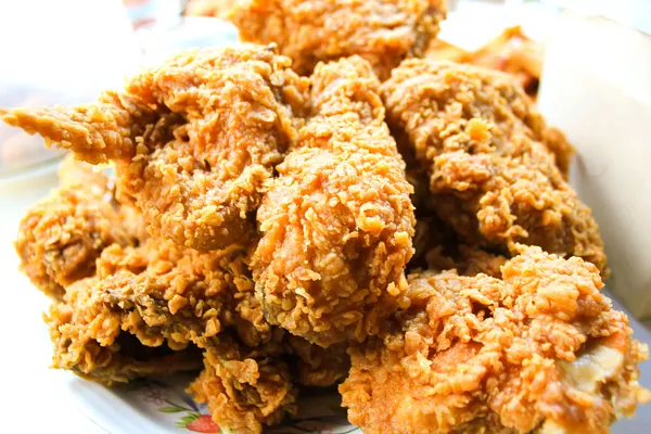 Sara’s Diner Fried Chicken