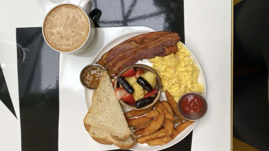 Abacá: Alton Breakfast