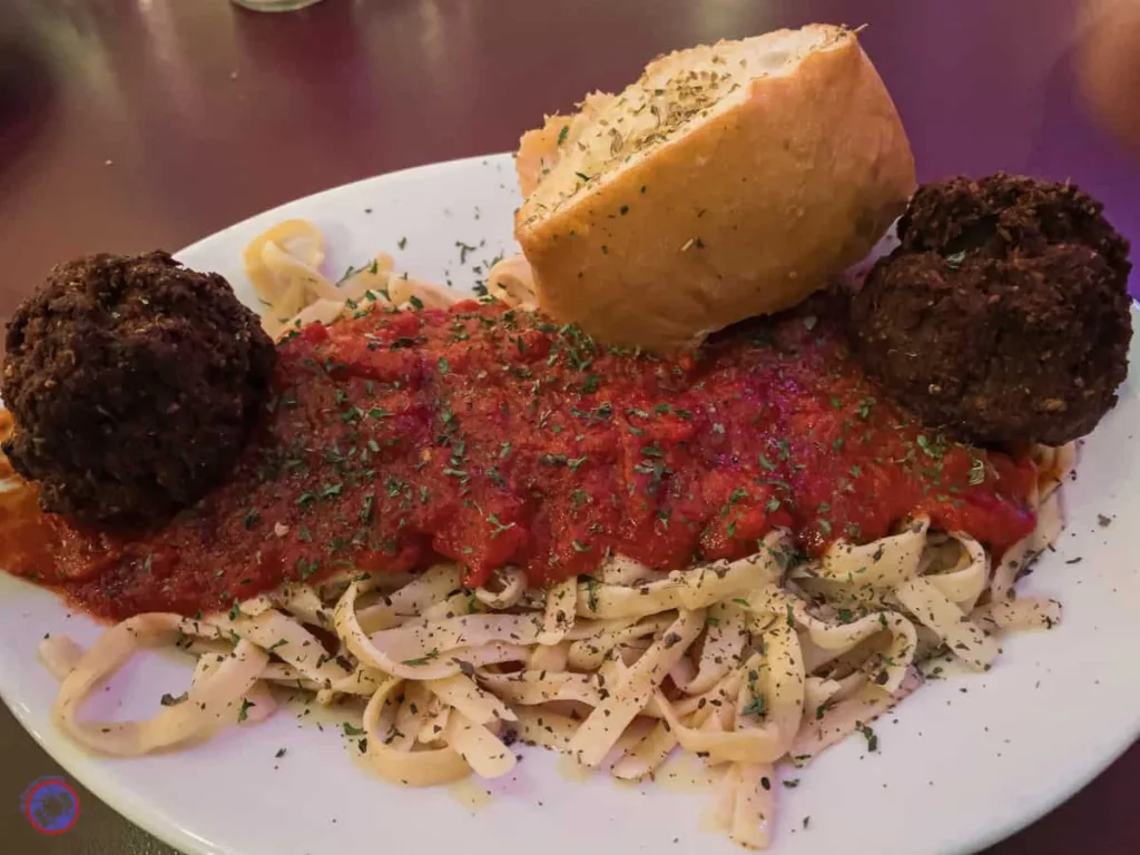 BluesBerry Cafe Spaghetti And Meatballs