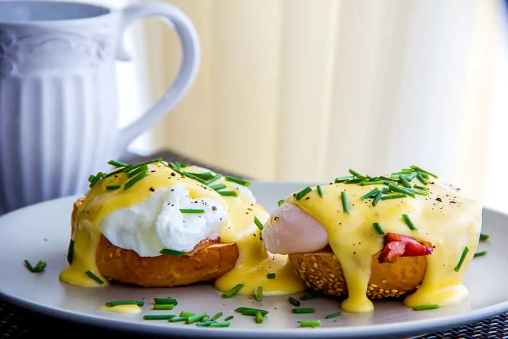 Start Fresh Cafe Eggs Benedict