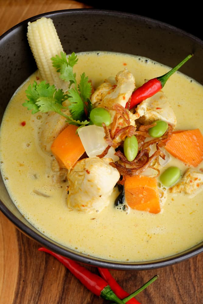 S Thai Food Restaurant Yellow Curry
