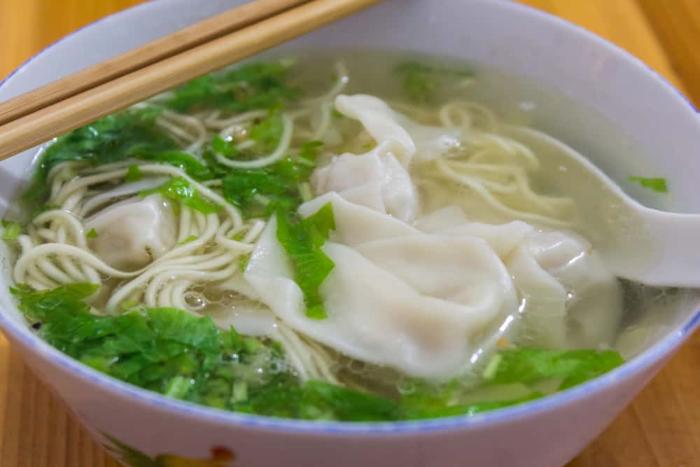 wonton and noodle soup