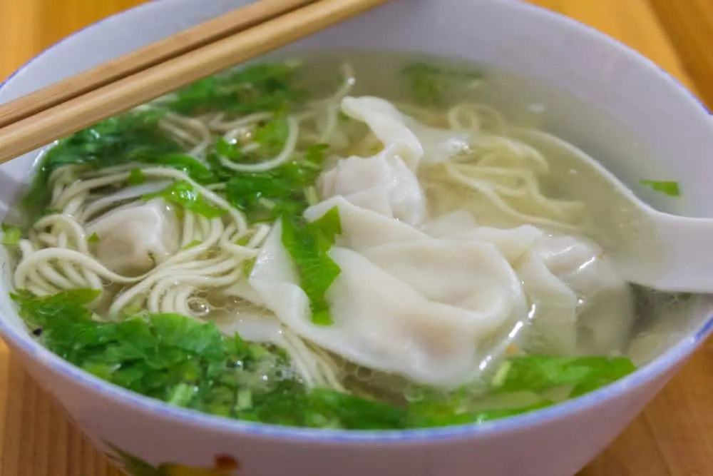 wonton and noodle soup