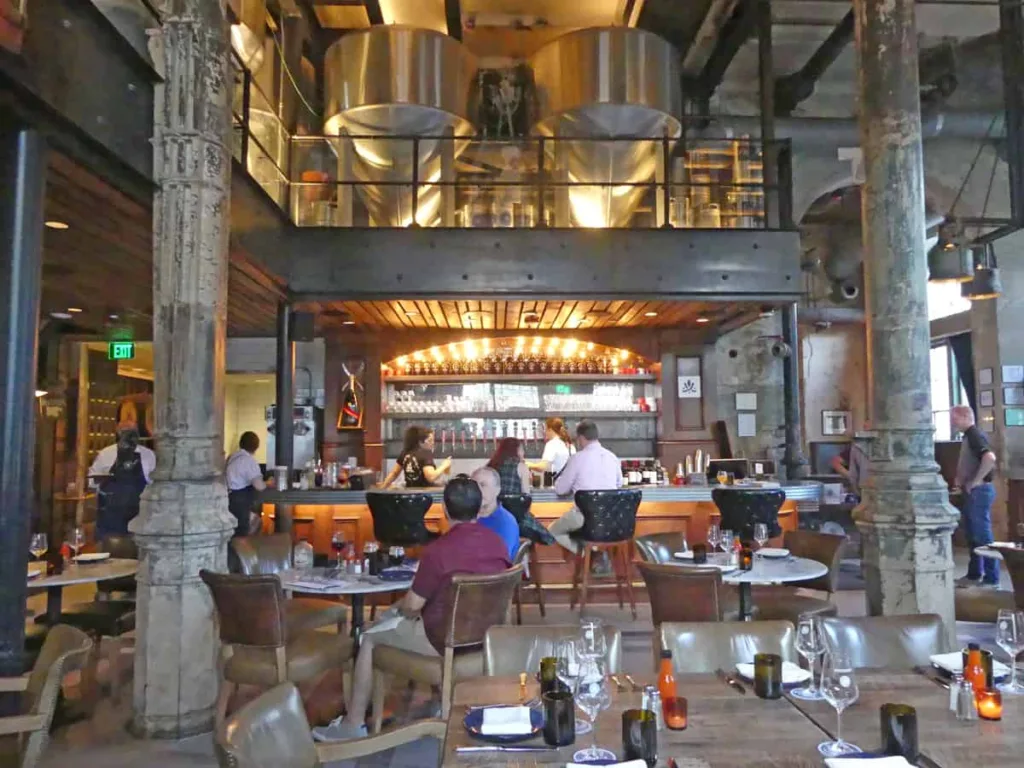 Sternewirth Tavern & Club Room