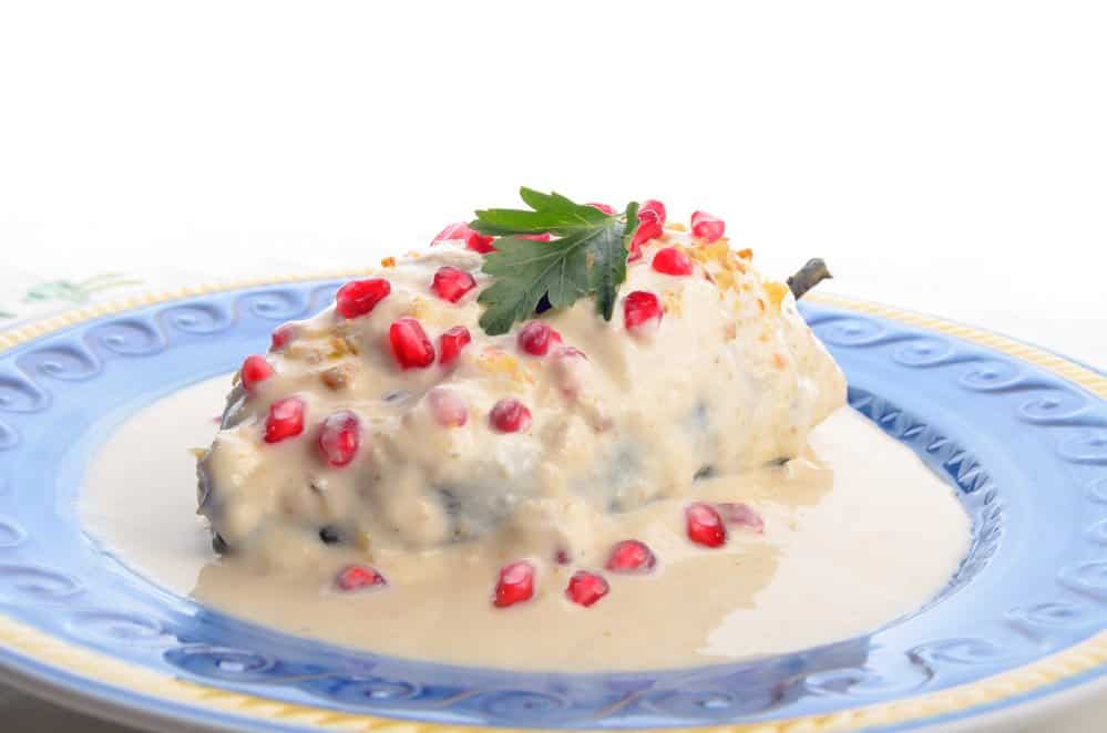 Chiles en nogada