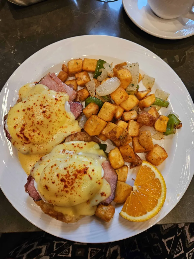 Eggs Benedict