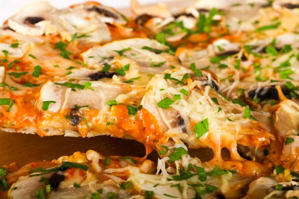 Mushroom Pizza at Allmine