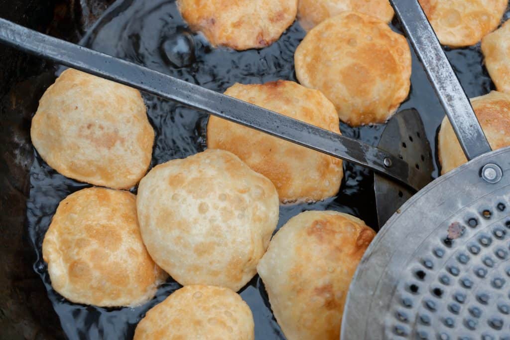 Kachori-Pakistani-Food.