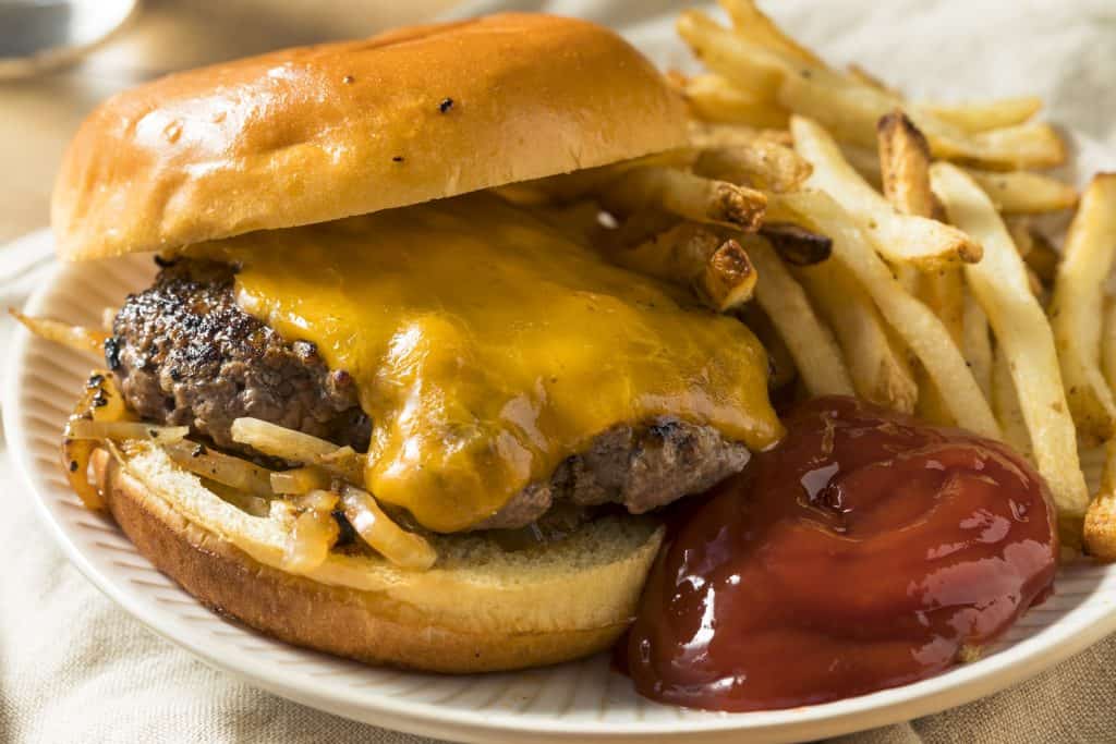 Cheeseburger at Wedge Burger