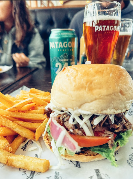 Burger at La Casa de la Hamburgesa