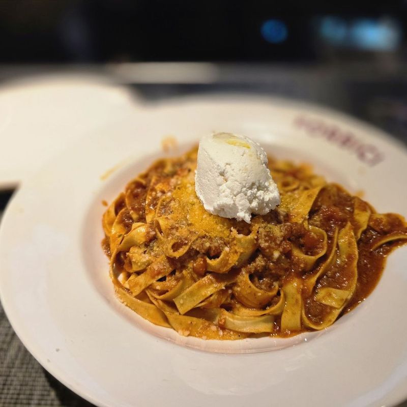 Pia's Trattoria, Gulfport: Pappardelle Under the Patio Lights