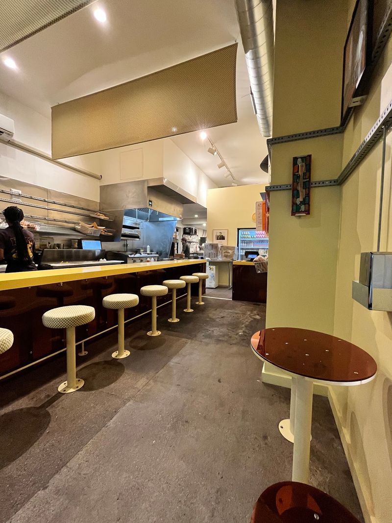 Bev's Bagels