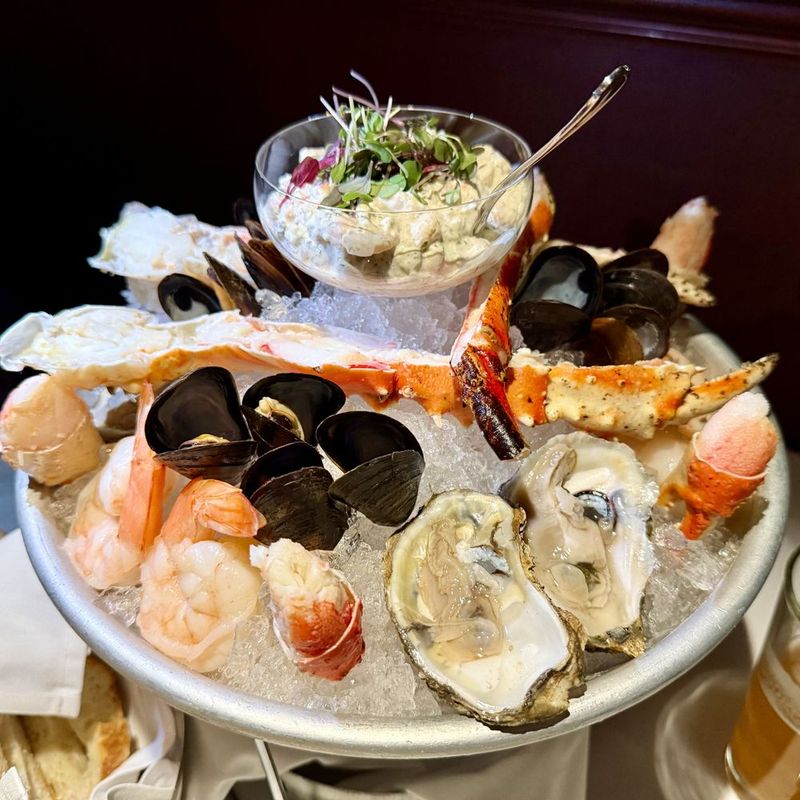 The Beach Glass Lounge: A More Polished Marblehead Meal