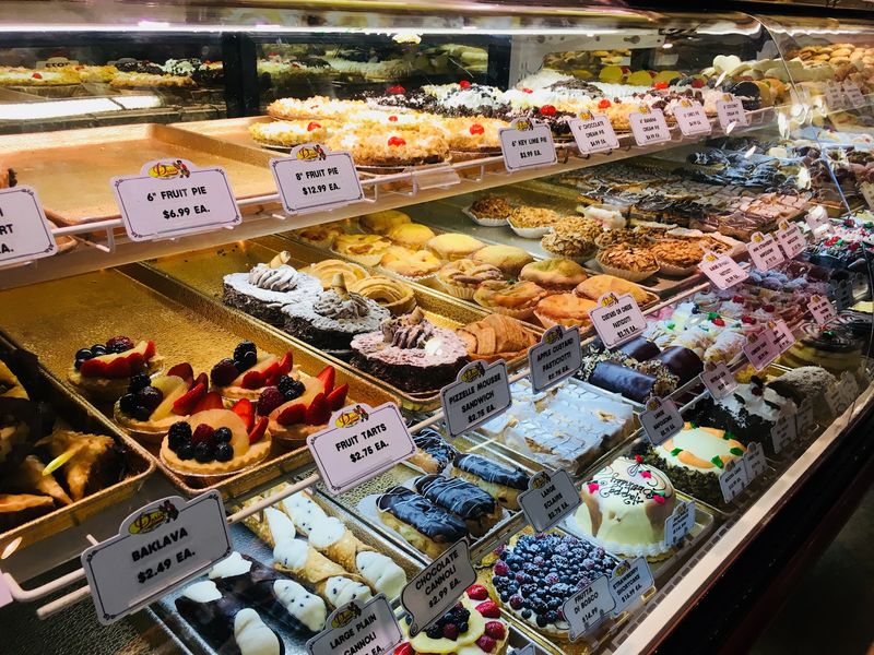 Doris Italian Market & Bakery, Sunrise, FL