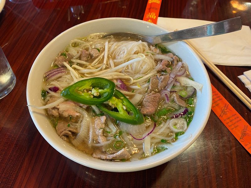 What Da Pho: Downtown Comfort by Bowl or Sandwich