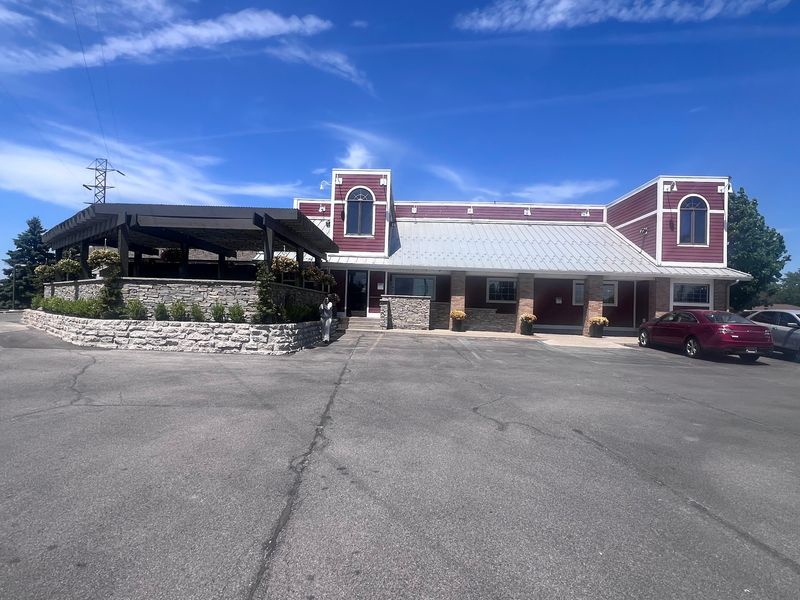 The Bungalow Inn, Manistee, Northern Michigan